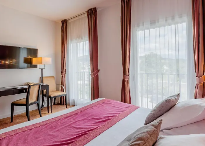 Hotel Domaine De Saint Clair 4*