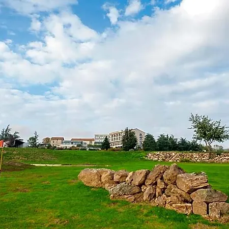 Hotel Domaine De Saint Clair 4*